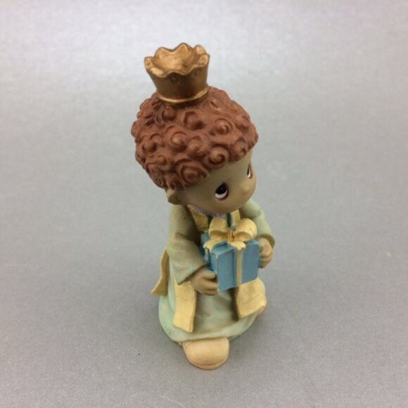 Precious Moments Wise Man with Blue Gift Nativity Figure 2001 Sam B Replacement - Picture 5 of 12